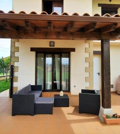 Casa En Sobarzo, Junto Al Parque De Cabarceno Villa Екстериор снимка