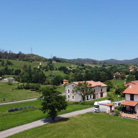 Casa En Sobarzo, Junto Al Parque De Cabarceno Villa Екстериор снимка