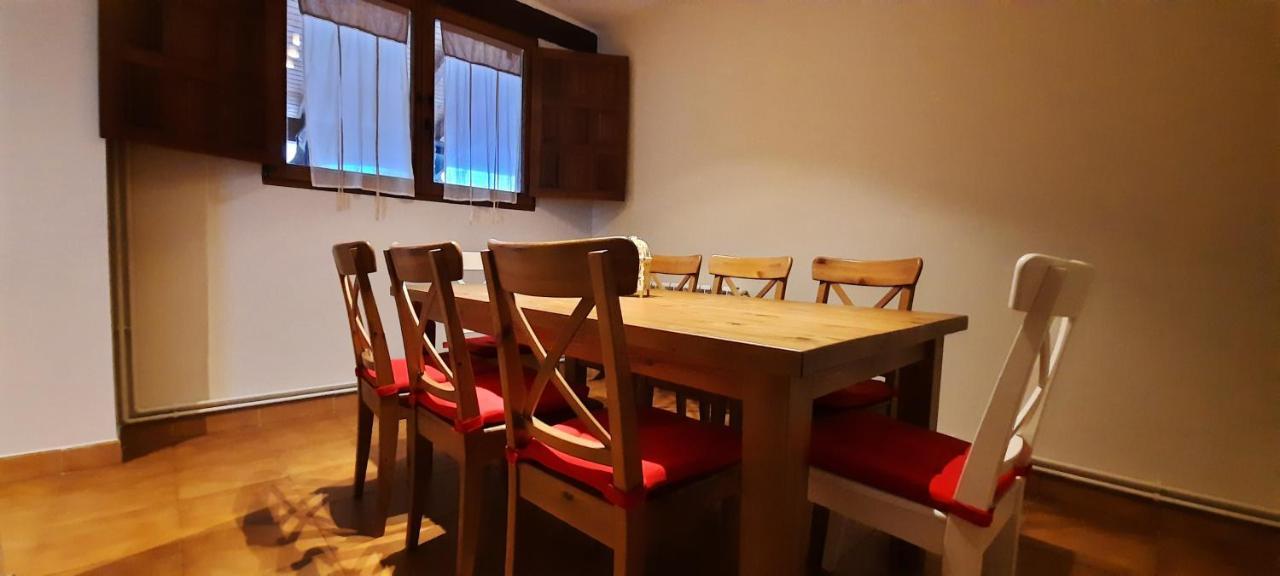 Casa En Sobarzo, Junto Al Parque De Cabarceno Villa Екстериор снимка